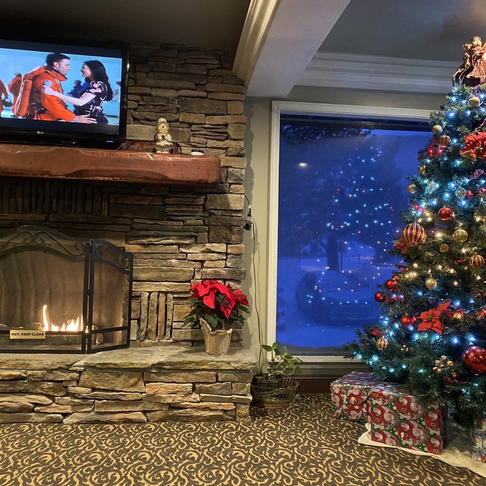 Mammoth Creek Inn - Ski Resorts Near Me - Mammoth Lakes, California Mammoth Creek Inn - Ski Resorts Near Me - Mammoth Lakes, California