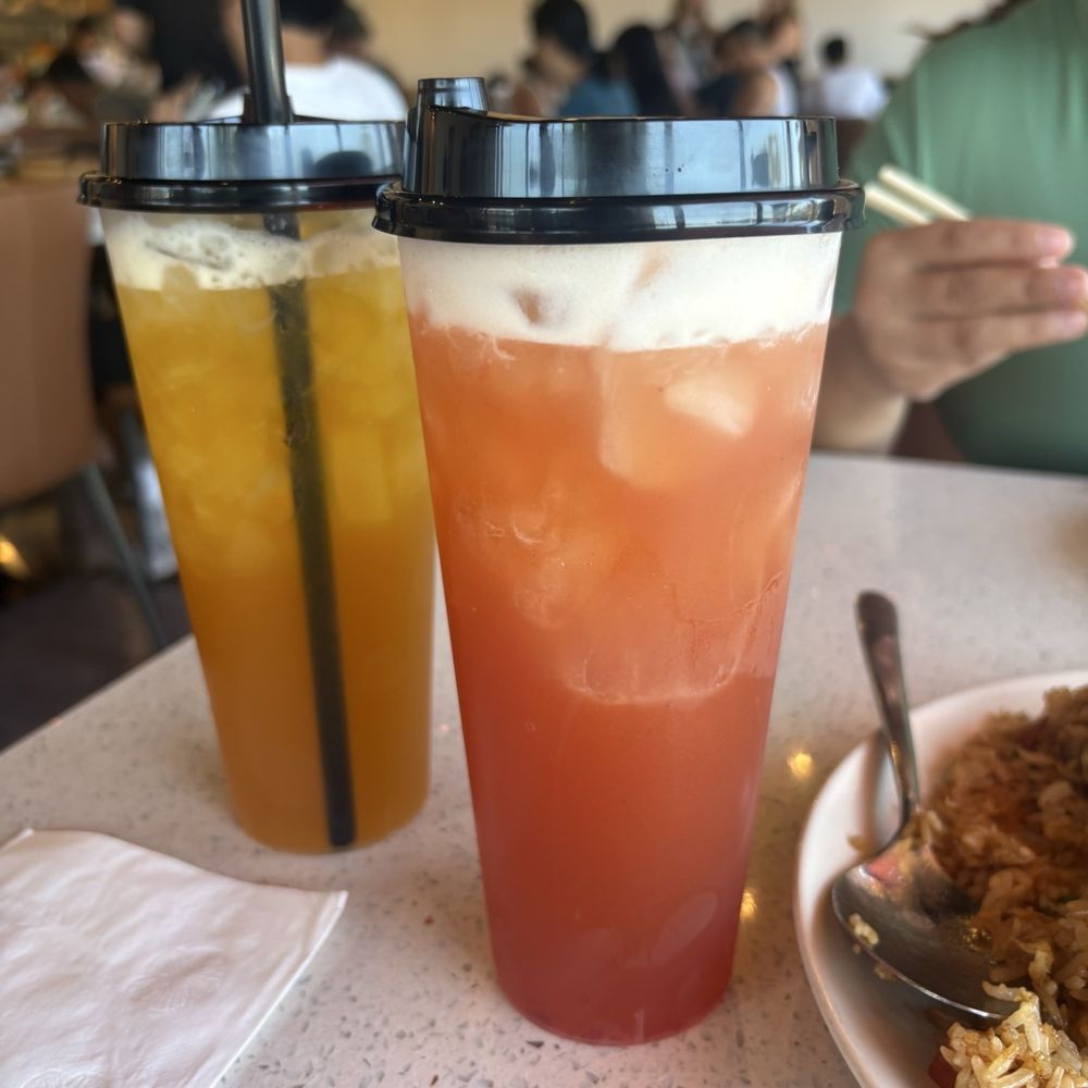 Pan Dumpling House - Mango green tea and straw berry green tea - Chinese Near Me - Corona, California