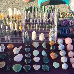 Ravenlight Gifts and Crafts - San Tan Farmer's Market
Tumbled Stones, Towers, Hearts, Spheres, etc.