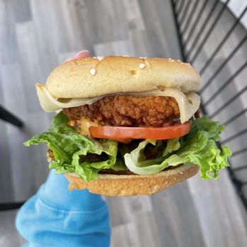 Chick-fil-A - Chick-fil-A chicken sandwich deluxe - Fast Food Near Me - Suffolk, Virginia