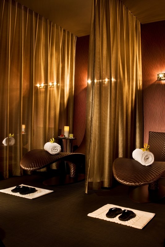 Slide of Quiroz And Sons Roofing