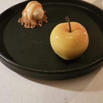 Rare Steakhouse - The Apple - Steakhouses Near Me - Everett, Massachusetts