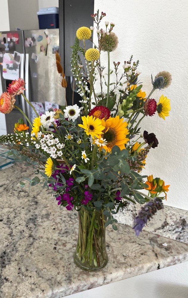 CARBON VALLEY FLORIST Updated August 2024 43 Photos & 11 Reviews