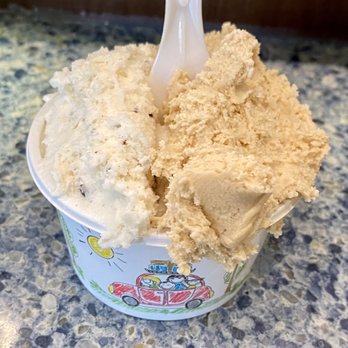 Miabella Gelato - 06.24.22 Stracciatella [L] and Hazelnut (2 flavors) - Ice Cream & Frozen Yogurt Near Me - Roseville, California
