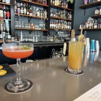 The Drake Kitchen & Bar - Cocktail Bars Near Me - Orlando, Florida The Drake Kitchen & Bar - Cocktail Bars Near Me - Orlando, Florida