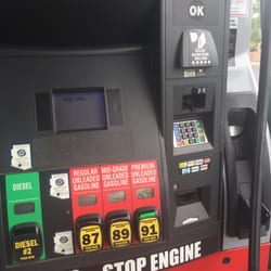 Frys Fuel Station - CLEAN pumps