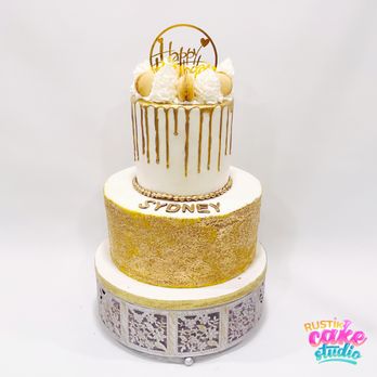 Rustik Cake Studio - Gold Theme Custom Cake - Bakeries Near Me - Southampton, New York