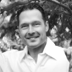 Interiors by Stefano - Stefano Loffredo Designer, Painter & Business Owner