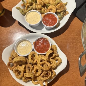 Olive Garden Italian Restaurant - Calamari and Shrimp Fritto Misto - Italian Near Me - Laurel, Maryland Olive Garden Italian Restaurant - Calamari and Shrimp Fritto Misto - Italian Near Me - Laurel, Maryland
