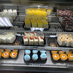 Mayuri Bakery - Pastries
