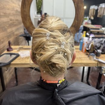 Studio Boom - Hair Salons Near Me - Longmont, Colorado Studio Boom - Hair Salons Near Me - Longmont, Colorado