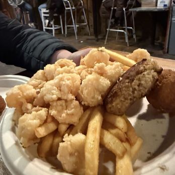 Bowen's Island Restaurant - Shrimp platter delish shrimp good fries great coleslaw - Seafood Near Me - Charleston, South Carolina Bowen's Island Restaurant - Shrimp platter delish shrimp good fries great coleslaw - Seafood Near Me - Charleston, South Carolina