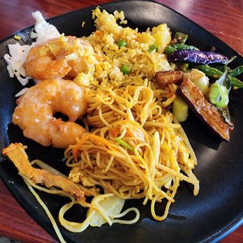 Pineapple Village - My first plate of food! - Asian Fusion Near Me - Gilroy, California Pineapple Village - My first plate of food! - Asian Fusion Near Me - Gilroy, California