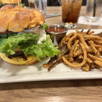 MKT Bar - New American Near Me - Houston, Texas MKT Bar - New American Near Me - Houston, Texas
