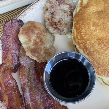 Bosscat Kitchen & Libations - Pancake Breakfast - New American Near Me - Irvine, California