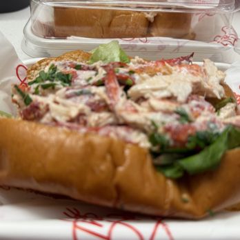 Off The Hook by J&R Seafood - Seafood Near Me - Mystic, Connecticut Off The Hook by J&R Seafood - Seafood Near Me - Mystic, Connecticut