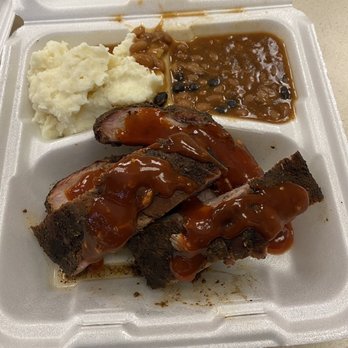 Chef Jimmy Dean - Ribs (w/ Mash potatoes & BBQ Beans) - Personal Chefs Near Me