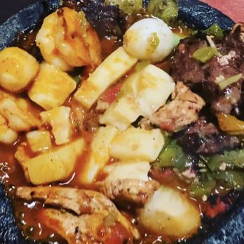 Los Dos Potrillos - I wish you could hear the sizzling of this deliciousness!!! - Mexican Near Me - Centennial, Colorado
