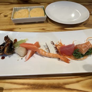 Wako Japanese Cuisine - Sushi Bars Near Me - Murfreesboro, Tennessee