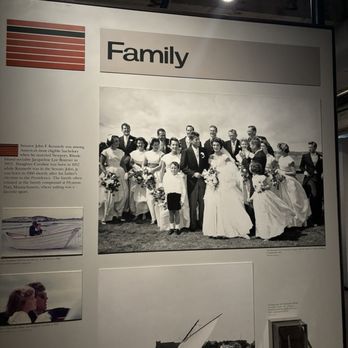 JFK Memorial - Museums Near Me - Fort Worth, Texas