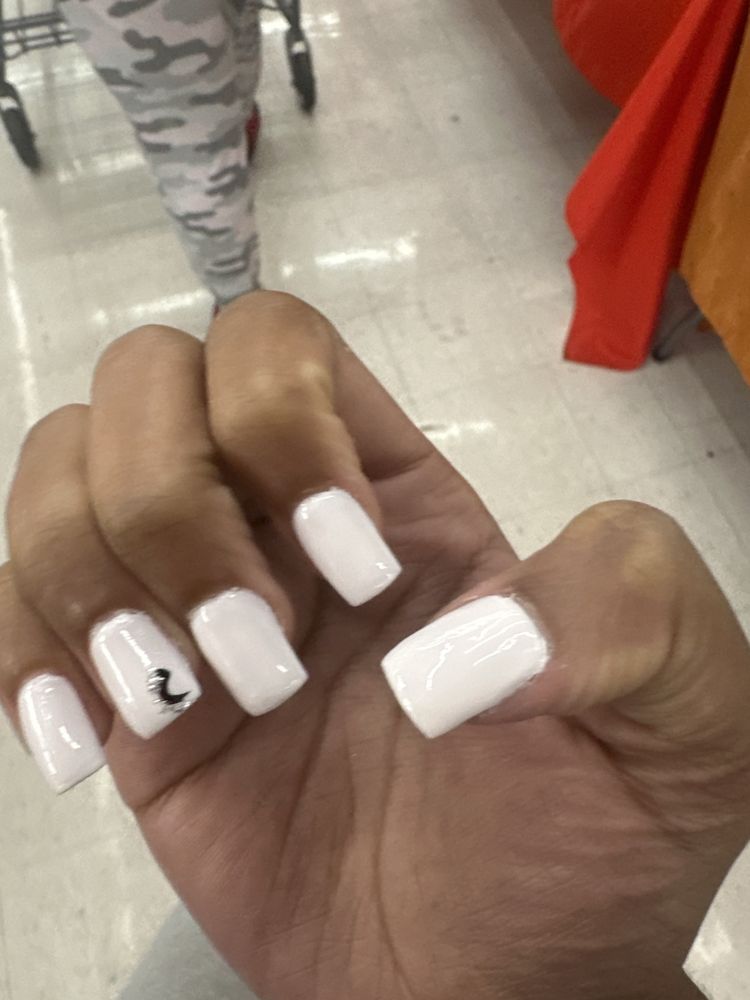 FIRST LADYS NAILS Updated September 2024 3269 Austin Peay Hwy