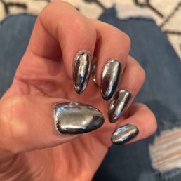 Awful lumps and finish of $25 add on polish is horrible. Awful lumps and finish of $25 add on polish is horrible.
