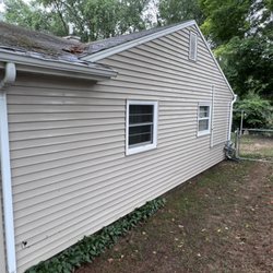 Grimmer Exterior Cleaning & Soft Washing - Algae removal