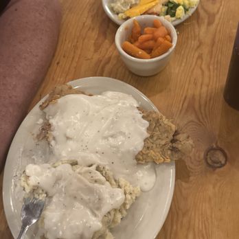 Click's Steakhouse - Chicken fried steak, carrots and a side salad. - Steakhouses Near Me - Pawnee, Oklahoma