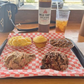 Uncle Tony's Backyard Bbq - Brisket and pulled pork - Barbeque Near Me - Orlando, Florida