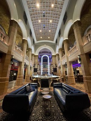 THE MIDLAND HOTEL, Chicago, a Tribute Portfolio Hotel by null