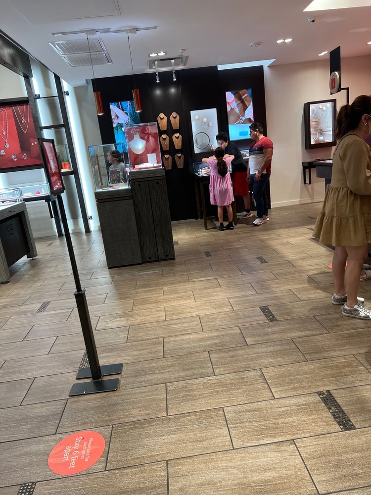 JAMES AVERY 10 Photos & 48 Reviews 5000 Westheimer Rd, Houston