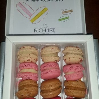 RICHART - Mini Macarons. - Macarons Near Me - Paris, 75