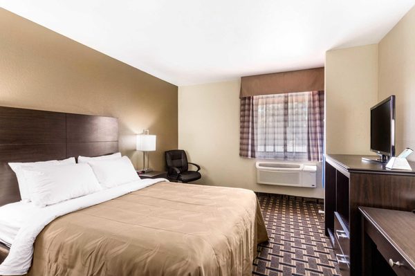 Quality Inn Downtown by null