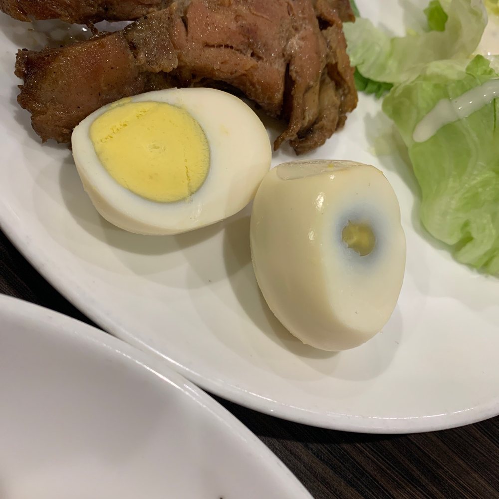 King Buffet - Look at the color of my eggs. Not white smh - Buffets Near Me - San Bernardino, California King Buffet - Look at the color of my eggs. Not white smh - Buffets Near Me - San Bernardino, California