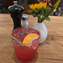 Grapefruit Rosmarin Soda