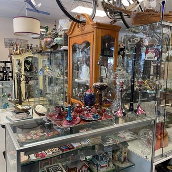 Got 2 Have it! Antiques - Antiques Near Me - Vero Beach, Florida Got 2 Have it! Antiques - Antiques Near Me - Vero Beach, Florida