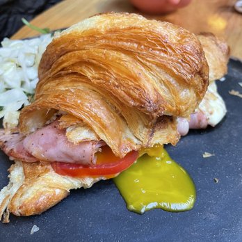 Boulenc - Ham and cheese croissant - Bakeries Near Me - Oaxaca, OAX Boulenc - Ham and cheese croissant - Bakeries Near Me - Oaxaca, OAX