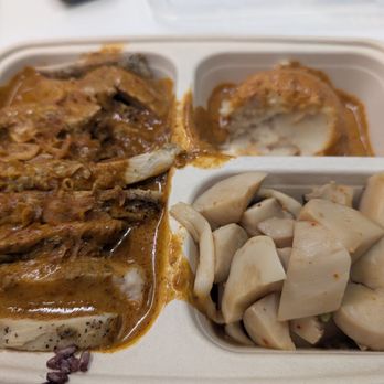 Kati Shop - Massaman curry on lemongrass chicken over riceberry. Side of mushroom lab and curry topped mashed potato. - Thai Near Me - New York, New York Kati Shop - Massaman curry on lemongrass chicken over riceberry. Side of mushroom lab and curry topped mashed potato. - Thai Near Me - New York, New York