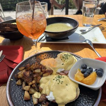 Redfish - Eggs Benedict - Seafood Near Me - Port Orford, Oregon