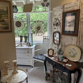 Lori’s Patina - Home decor - Used, Vintage & Consignment Near Me - New Hope, Pennsylvania Lori’s Patina - Home decor - Used, Vintage & Consignment Near Me - New Hope, Pennsylvania