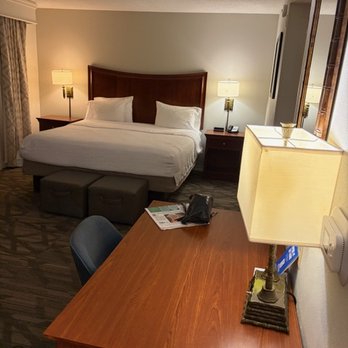 Hampton Inn & Suites Stuart-North - Standard King room. Very spacious. - Hotels Near Me - Stuart, Florida