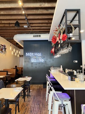 eM Que Viet Restaurant and Bar by null
