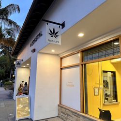Coastal Dispensary - Santa Barbara - Pickup pre-order area