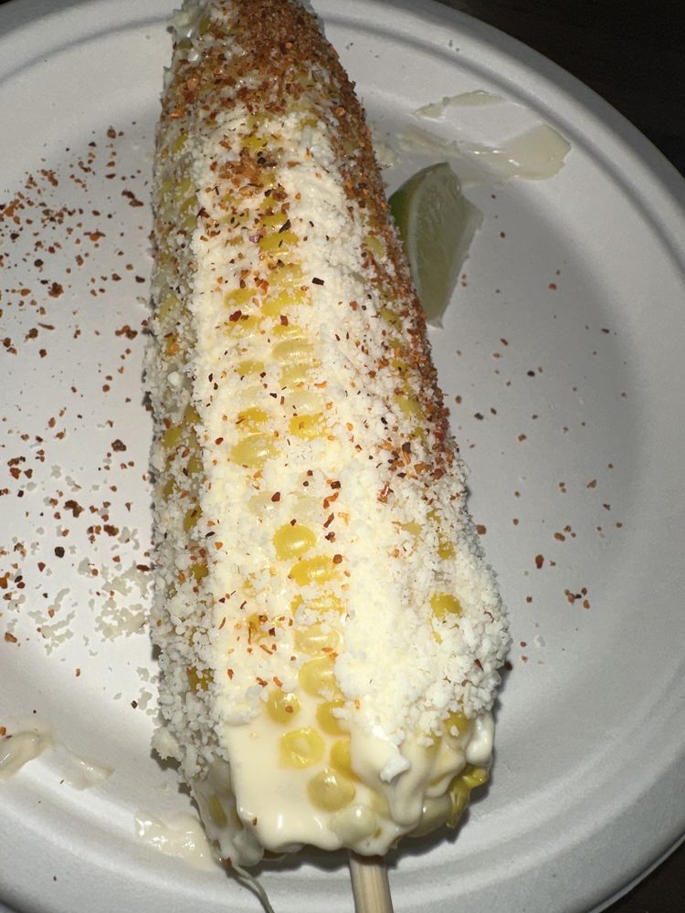 Ernestos's Taco Shop