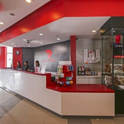 Red Planet Hotel - Reception