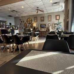 Easy Thai Cafe