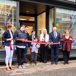 SalonTroy - Ribbon cutting!