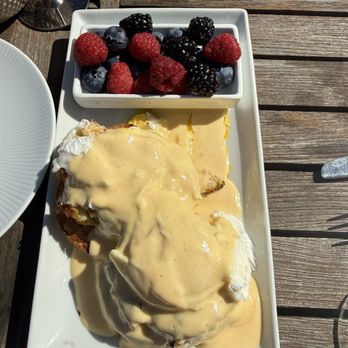 Murrieta's Well - Crab Benedict - Venues & Event Spaces Near Me - Livermore, California