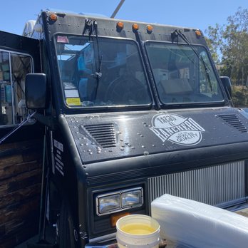 Tacos El Ranchero - a taco truck parked in a parking lot - Tacos Near Me - Chula Vista, California Tacos El Ranchero - a taco truck parked in a parking lot - Tacos Near Me - Chula Vista, California