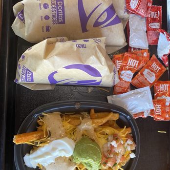 Taco Bell - Live Más Café - 3 Crunchy Tacos Combo - 8/10 - Fast Food Near Me - Temecula, California